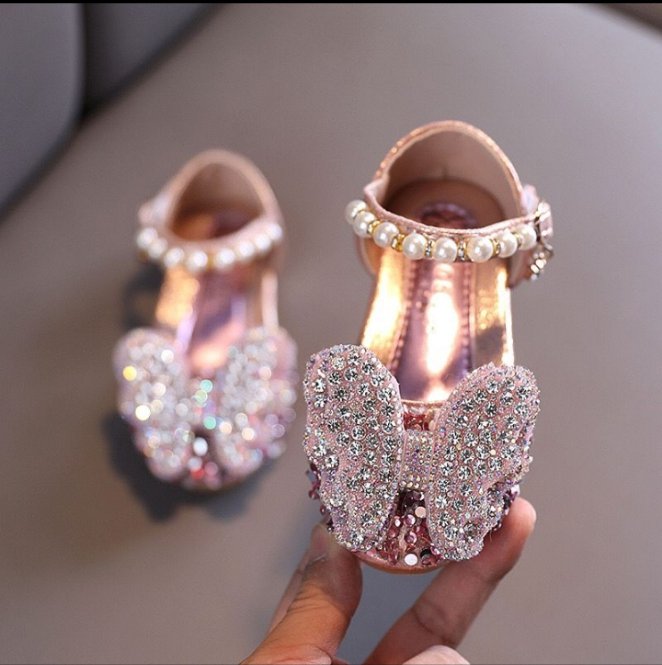 Baby Girl Shiny Pink Shoes – Stylish & Comfortable Party Footwear.
